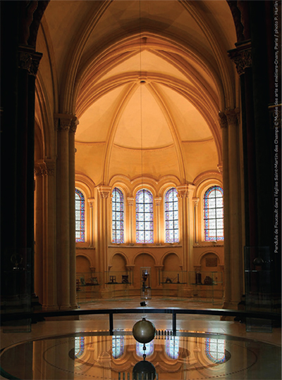 Pendule de Foucault suspendu dans le chœur de l’église Saint-Martin-des-Champs. © Musée des arts et métiers-Cnam/photo Philippe Hurlin
