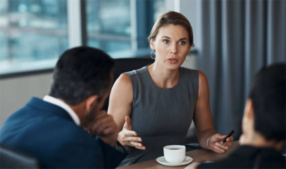 En France, l'employeur a le droit de modifier les jours de repos d'un employé, mais cela doit se faire dans le respect de certaines conditions légales.