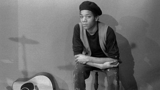 Dans Basquiat, un ado­lescent à New York, la réalisatrice Sara Driver revient sur quatre années de jeunesse du fabuleux peintre américain d'origine haïtienne et portoricaine, décédé d'une overdose d'héroïne en 1988 à l'âge de 27 ans. À voir sur Culturebox ! 