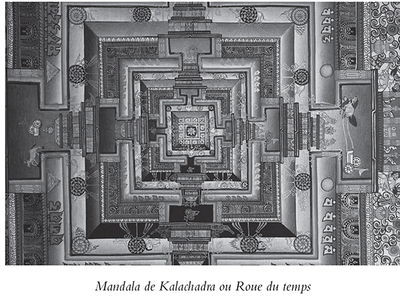 C’est dans les védas, textes sacrés de la tradition indienne, que l’on trouve le terme de mandala avant de le rencontrer dans le bouddhisme. Le terme concerne l’organisation de la structure du Rig Veda, structure articulée sur dix « recueils », appelés cycles ou mandalas.